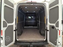VOLKSWAGEN Crafter Kasten 35 L4H3 AHK RFK äden