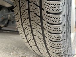 IVECO Daily 35S14A Hi-Matic Klima 4,35m Kamera Thermo