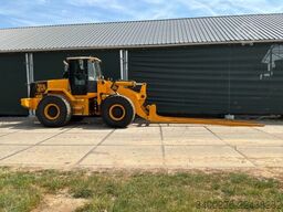 JCB 436HT