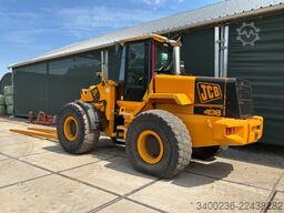 JCB 436HT