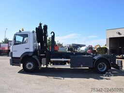 Mercedes-Benz Atego 1823 +Hooklift + MKG crane - 6x hydraulic
