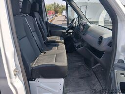 Mercedes-Benz Sprinter 317 CDI lang Navi Kamera