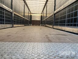 Schmitz Cargobull Semitrailer Curtainsider Standard