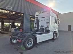 Renault T-Series