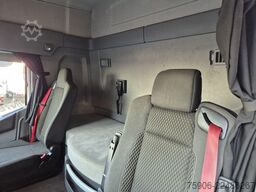 Renault T-Series