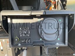 ISC Werkzeugmaschinen GmbH ISC Werkzeugmaschinen GmbH ISC Werkzeugmaschinen GmbH