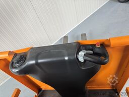STILL EK-x 10 * DEMO !! DOUBLE steering !!