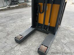 Jungheinrich EKS 110