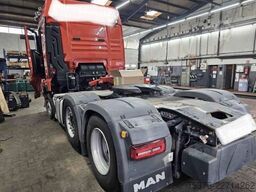 MAN TGX 33.540 6x2 beschädigt /damaged