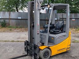 Jungheinrich EFG 213 Li-ion