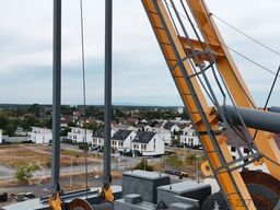 LIEBHERR Kran 160 HC-L 8/16