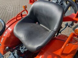 Kubota D750 - B7001 4x4 mit Mulcher