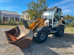 LIEBHERR L506 Compact