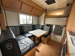 Mercedes-Benz Actros 2544 6 Pferde + Kiste Popout