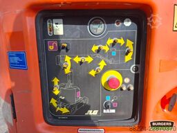 JLG E300 AJP