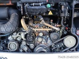 Mercedes TOURISMO RHD