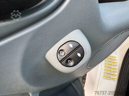 Ford **TRANSIT-9SEATS**