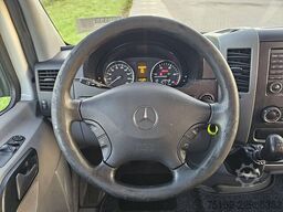 MERCEDES-BENZ SPRINTER 519