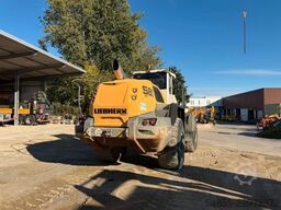 LIEBHERR L580 X power