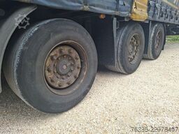 Kögel Curtainsider Mega