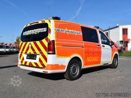 Mercedes-Benz Vito 4x4 Notarzt Einsatzfahrzeug NEF