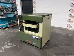 SCM S520