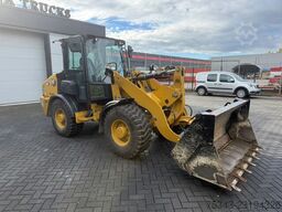 Caterpillar 906 With pallet forks | With Folding bucket | 3...