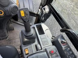 Caterpillar 906 With pallet forks | With Folding bucket | 3...