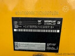 Caterpillar 906 With pallet forks | With Folding bucket | 3...