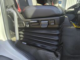 Renault D WIDE SERIE 280 PK P 4x2 - 09-BNZ-8 - TACHO V2...