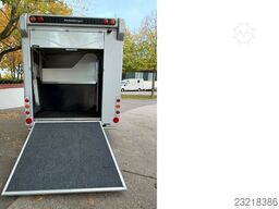  Steinsberger 3-Pferdeanhänger mit Bett