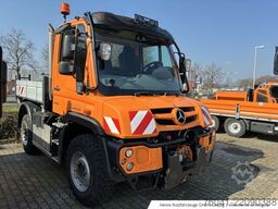 Mercedes-Benz Unimog U 319