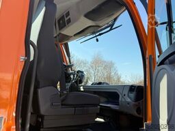 Mercedes-Benz Unimog U 319