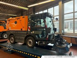 Aebi Kompaktkehrmaschine Swingo 200