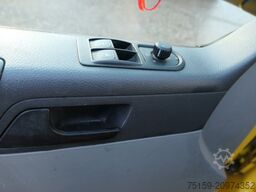 Volkswagen T5 Transporter 2.0 TDI 2-Sitzer AHK EURO-5 CoC Standheizung - Werkstatteinbau