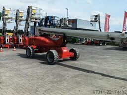 JLG M600JP