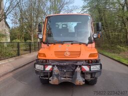 UNIMOG U 300  / Allrad / 4X4 / Kipper / WENIG KM