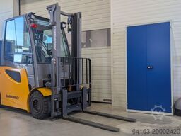 Jungheinrich EFG 425s neuwertige Batterie