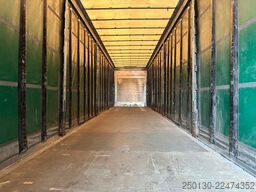 SCHMITZ CARGOBULL SCB*S3T MegaTrailer Curtainsider Edscha