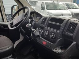 Peugeot Boxer 330