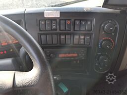 RENAULT D26 WIDE 380 - 6X2 - E6 - RETARDER