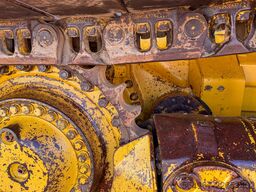 Komatsu D65PXI-18 mit Heckaufreißer GPS