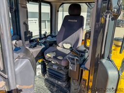 Komatsu D65PXI-18 mit Heckaufreißer GPS