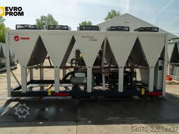 New Industrial Chiller Trane - 381 KW | With warranty