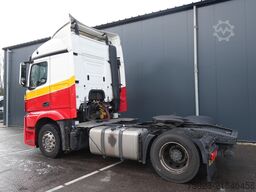 Mercedes-Benz Actros 1942 tractor unit