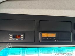 Mercedes-Benz Antos 2135 4X2 2018 BOX 9m + HEATING