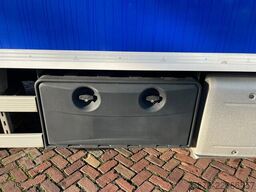 DAF CF 370 FA LUCHTVERING BEIDE ASSEN
