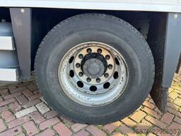 DAF CF 370 FA LUCHTVERING BEIDE ASSEN