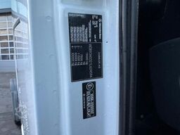 MERCEDES-BENZ Actros 1844 4x2 ADR