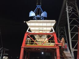 CAT 330 Clamshell Bucket